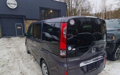Honda Stepwgn IV, 2019 год, 2 150 000 рублей, 8 фотография