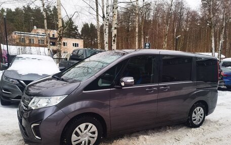Honda Stepwgn IV, 2019 год, 2 150 000 рублей, 11 фотография