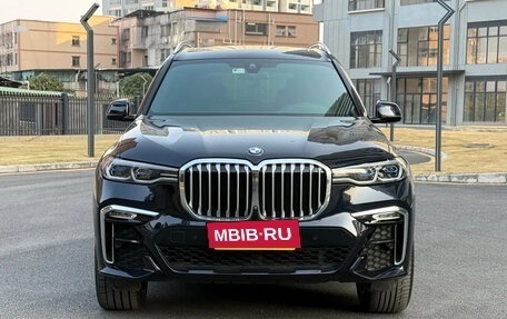 BMW X7, 2021 год, 7 200 000 рублей, 2 фотография