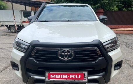 Toyota Hilux VIII, 2022 год, 7 000 000 рублей, 13 фотография