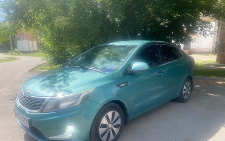KIA Rio III рестайлинг, 2013 год, 750 000 рублей, 2 фотография