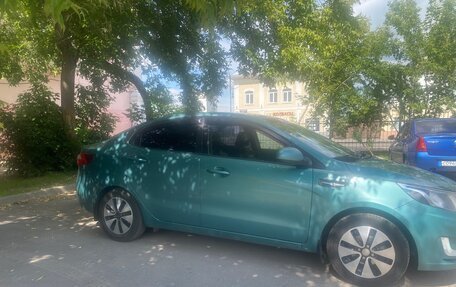 KIA Rio III рестайлинг, 2013 год, 750 000 рублей, 7 фотография