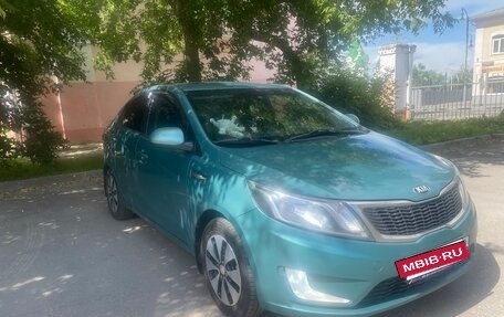 KIA Rio III рестайлинг, 2013 год, 750 000 рублей, 8 фотография