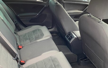 Volkswagen Golf VII, 2019 год, 1 740 000 рублей, 7 фотография