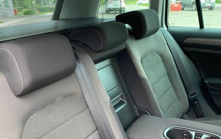 Volkswagen Golf VII, 2019 год, 1 740 000 рублей, 8 фотография