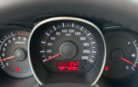 KIA Rio III рестайлинг, 2015 год, 879 000 рублей, 27 фотография