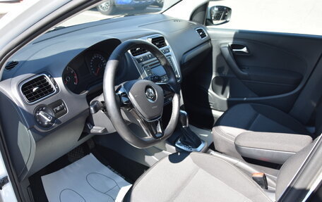 Volkswagen Polo VI (EU Market), 2016 год, 1 099 000 рублей, 16 фотография
