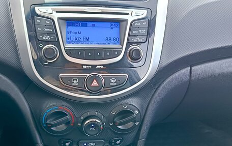 Hyundai Solaris II рестайлинг, 2013 год, 795 000 рублей, 10 фотография