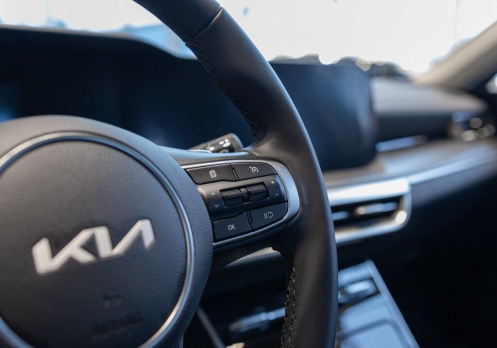 KIA K5, 2024 год, 2 590 000 рублей, 23 фотография