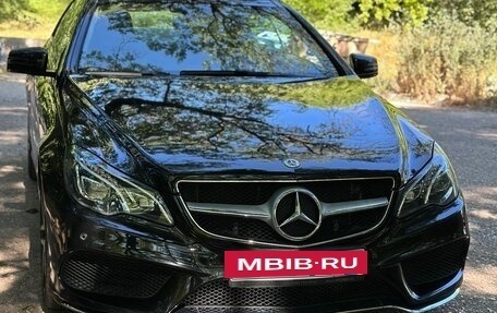 Mercedes-Benz E-Класс, 2015 год, 2 600 000 рублей, 2 фотография