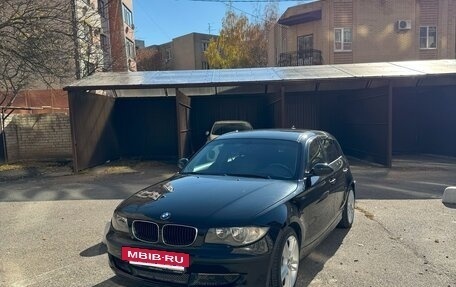 BMW 1 серия, 2009 год, 790 000 рублей, 2 фотография
