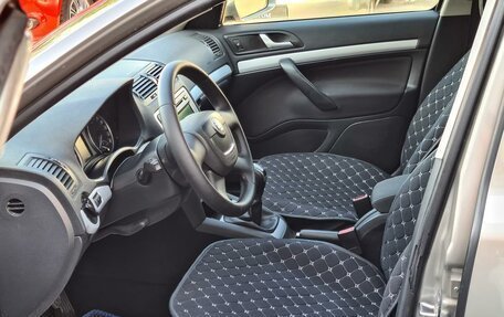 Skoda Octavia, 2011 год, 870 000 рублей, 11 фотография