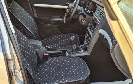 Skoda Octavia, 2011 год, 870 000 рублей, 14 фотография