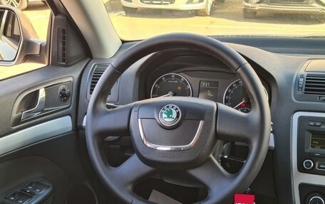 Skoda Octavia, 2011 год, 870 000 рублей, 16 фотография