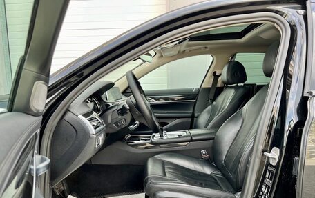 BMW 7 серия, 2017 год, 2 999 000 рублей, 15 фотография