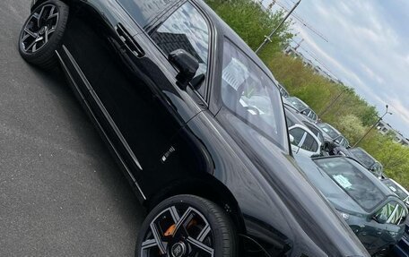 Rolls-Royce Cullinan, 2025 год, 98 000 000 рублей, 4 фотография