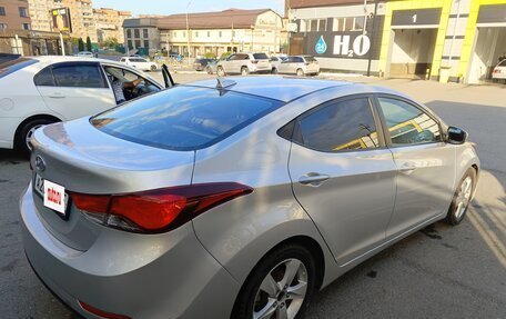 Hyundai Elantra V, 2015 год, 950 000 рублей, 2 фотография