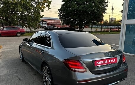 Mercedes-Benz E-Класс, 2019 год, 3 100 000 рублей, 6 фотография
