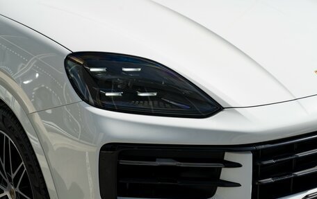 Porsche Cayenne III, 2024 год, 13 990 000 рублей, 2 фотография
