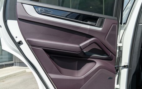 Porsche Cayenne III, 2024 год, 13 990 000 рублей, 22 фотография