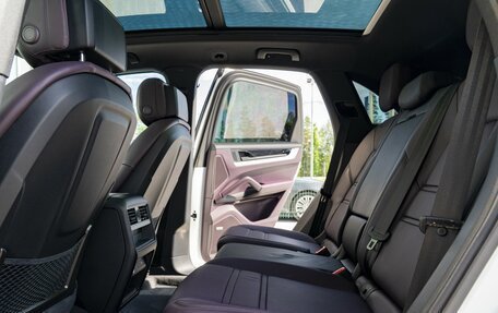 Porsche Cayenne III, 2024 год, 13 990 000 рублей, 23 фотография