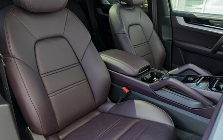 Porsche Cayenne III, 2024 год, 13 990 000 рублей, 27 фотография