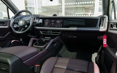Porsche Cayenne III, 2024 год, 13 990 000 рублей, 26 фотография