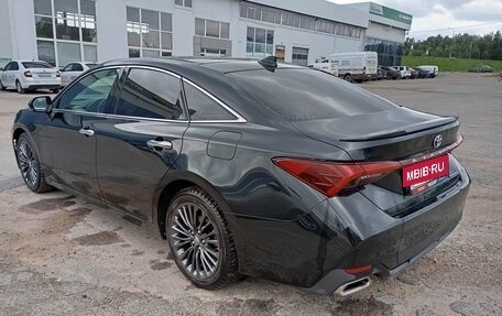 Toyota Avalon, 2023 год, 3 690 000 рублей, 4 фотография