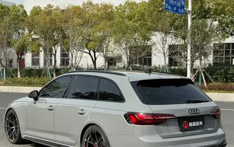 Audi RS 4, 2022 год, 6 100 000 рублей, 4 фотография