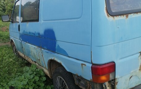 Volkswagen Transporter T4, 1994 год, 150 000 рублей, 2 фотография