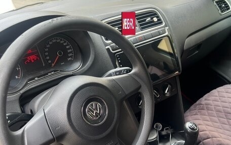 Volkswagen Polo VI (EU Market), 2011 год, 600 000 рублей, 6 фотография