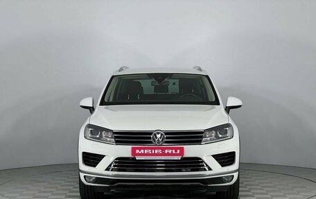 Volkswagen Touareg III, 2015 год, 2 781 000 рублей, 2 фотография