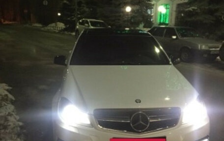 Mercedes-Benz C-Класс, 2012 год, 1 050 000 рублей, 2 фотография