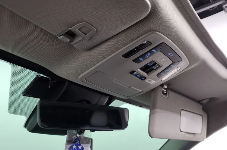 Toyota Sienna III, 2021 год, 4 980 000 рублей, 15 фотография