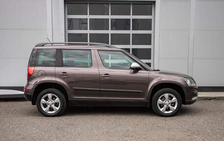 Skoda Yeti I рестайлинг, 2014 год, 1 090 000 рублей, 6 фотография