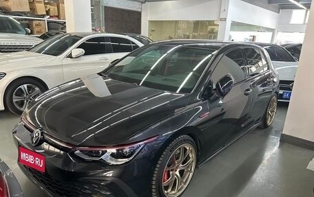 Volkswagen Golf GTI, 2022 год, 2 690 000 рублей, 1 фотография