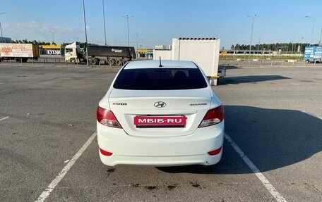 Hyundai Solaris II рестайлинг, 2012 год, 600 000 рублей, 19 фотография