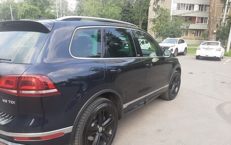 Volkswagen Touareg III, 2017 год, 3 050 000 рублей, 4 фотография