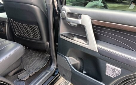 Toyota Land Cruiser 200, 2020 год, 8 900 000 рублей, 9 фотография