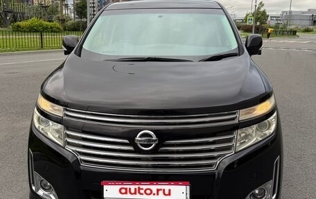 Nissan Elgrand III, 2010 год, 2 350 000 рублей, 2 фотография
