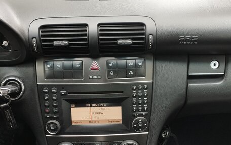 Mercedes-Benz C-Класс, 2006 год, 1 600 000 рублей, 9 фотография