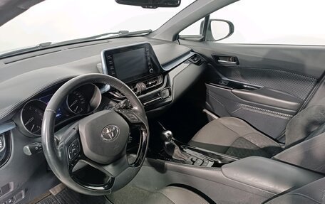 Toyota C-HR I рестайлинг, 2020 год, 2 139 000 рублей, 11 фотография