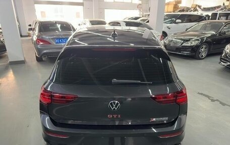 Volkswagen Golf GTI, 2022 год, 2 690 000 рублей, 4 фотография