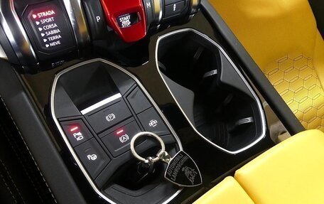 Lamborghini Urus I, 2022 год, 22 400 000 рублей, 13 фотография