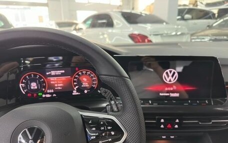 Volkswagen Golf GTI, 2022 год, 2 690 000 рублей, 7 фотография