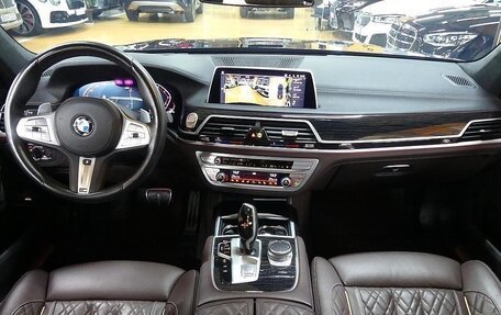 BMW 7 серия, 2022 год, 6 800 000 рублей, 6 фотография