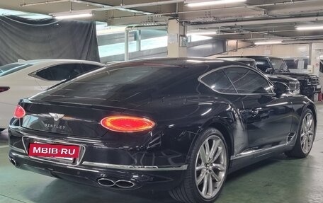 Bentley Continental GT III, 2022 год, 18 000 000 рублей, 2 фотография