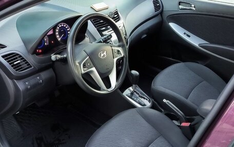 Hyundai Solaris II рестайлинг, 2011 год, 870 000 рублей, 11 фотография