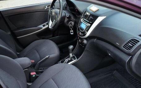 Hyundai Solaris II рестайлинг, 2011 год, 870 000 рублей, 10 фотография