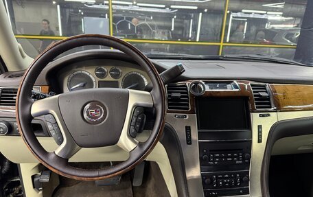 Cadillac Escalade III, 2011 год, 2 200 000 рублей, 6 фотография